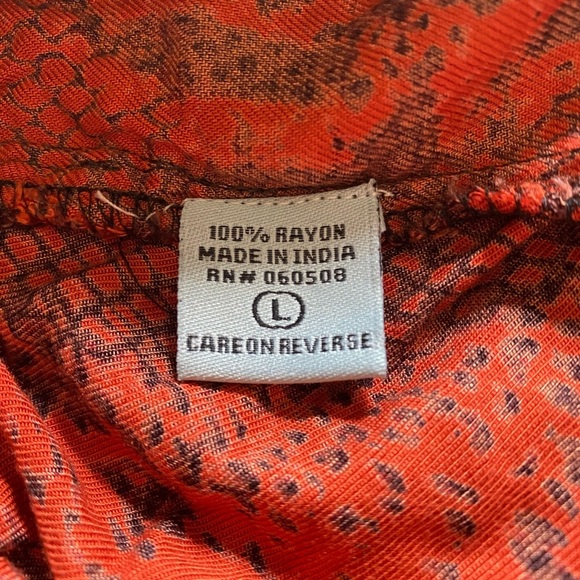 Nostalgia Red Snake Print Pants - Picture 8 of 10